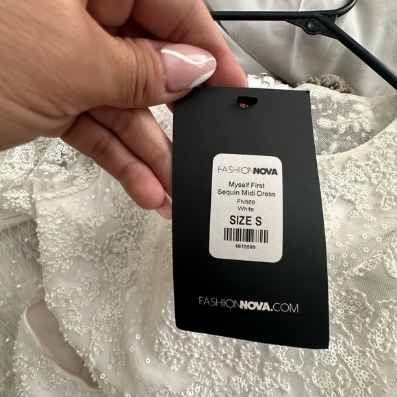 Myself First Sequin Midi Dress - Picture 4 of 4